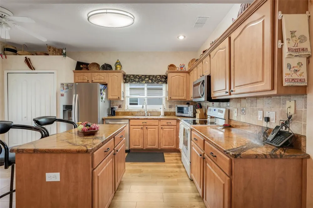 4243 NEWLAND STREET Clermont, FL 34711