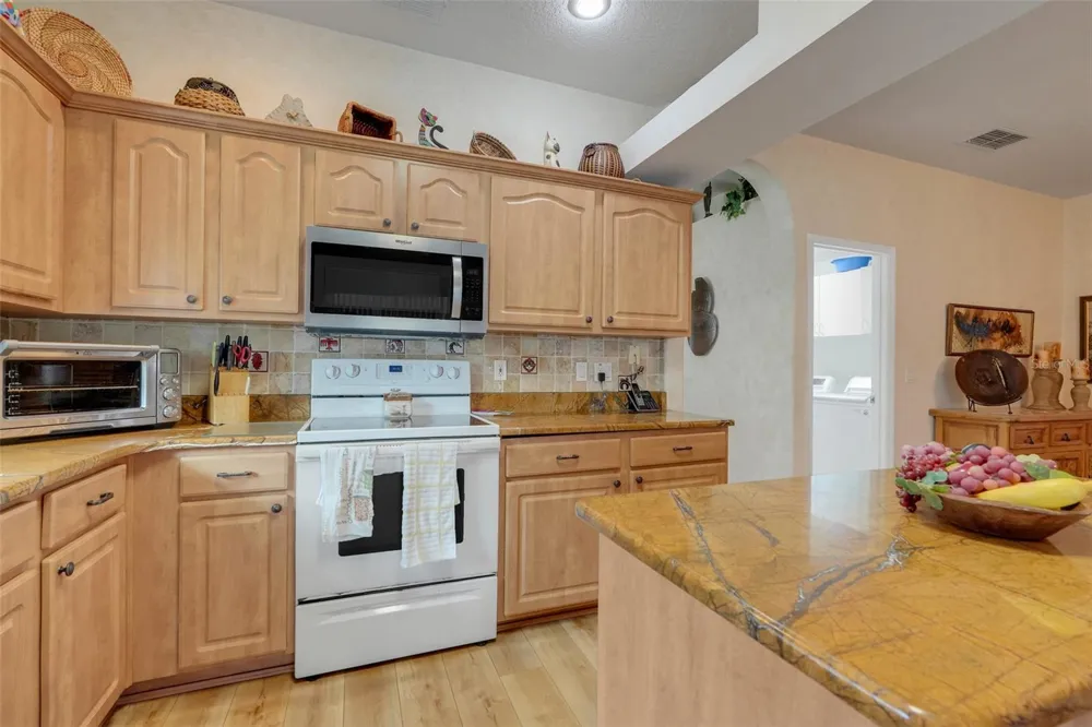 4243 NEWLAND STREET Clermont, FL 34711
