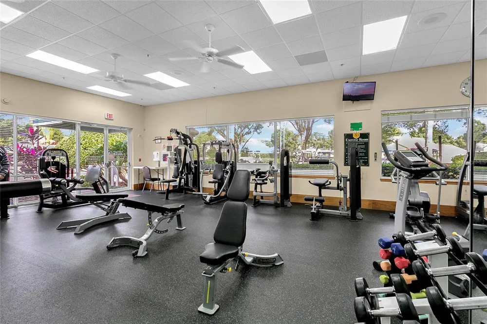 4243 NEWLAND STREET Clermont, FL 34711