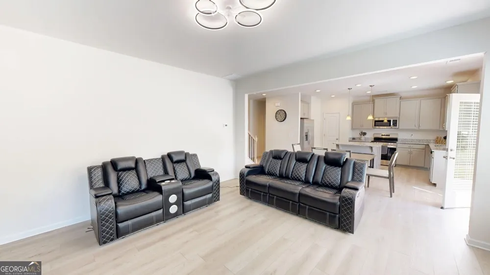 662 Blackshear TRL Temple, GA 30179