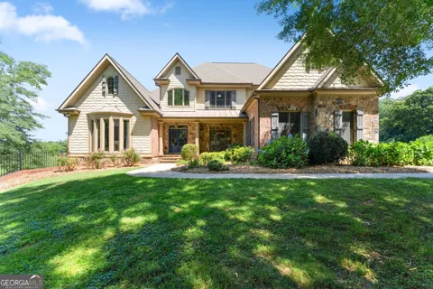 6077 Green Tree LN