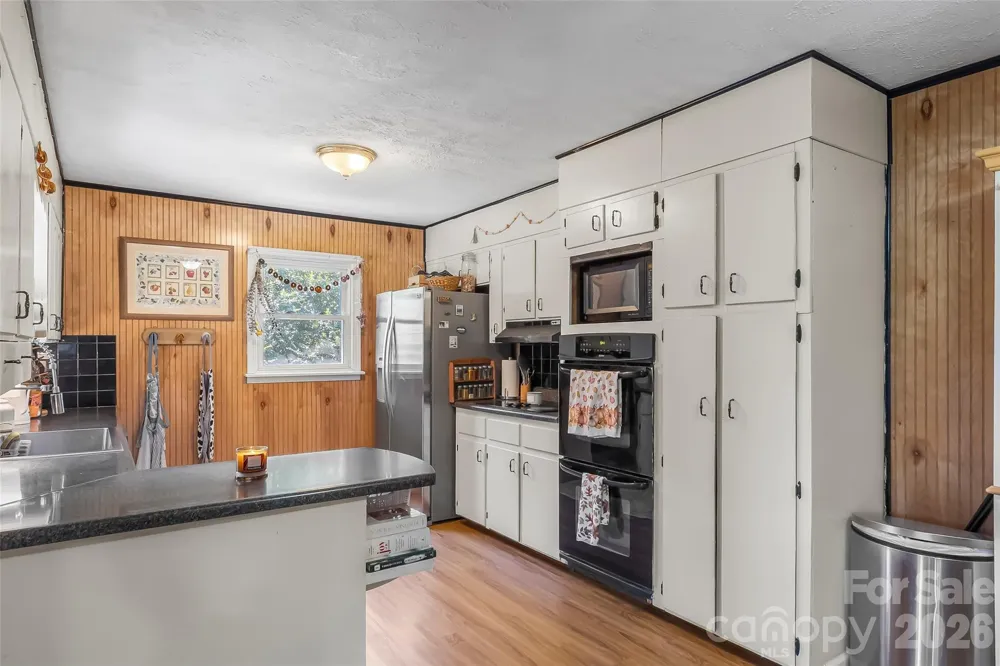 312 Hidden Valley Circle Canton, NC 28716