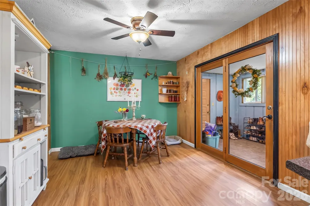 312 Hidden Valley Circle Canton, NC 28716