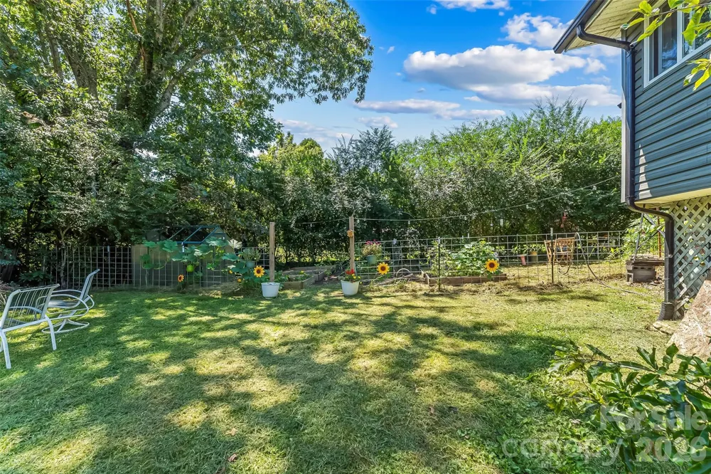 312 Hidden Valley Circle Canton, NC 28716