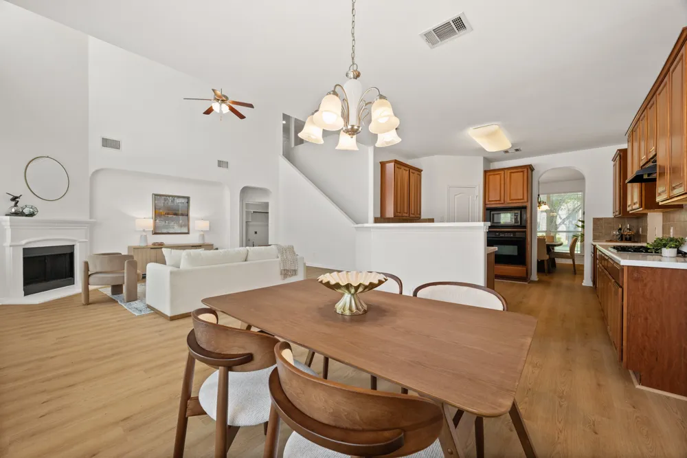 708 Old Ravine Court Round Rock, TX 78665