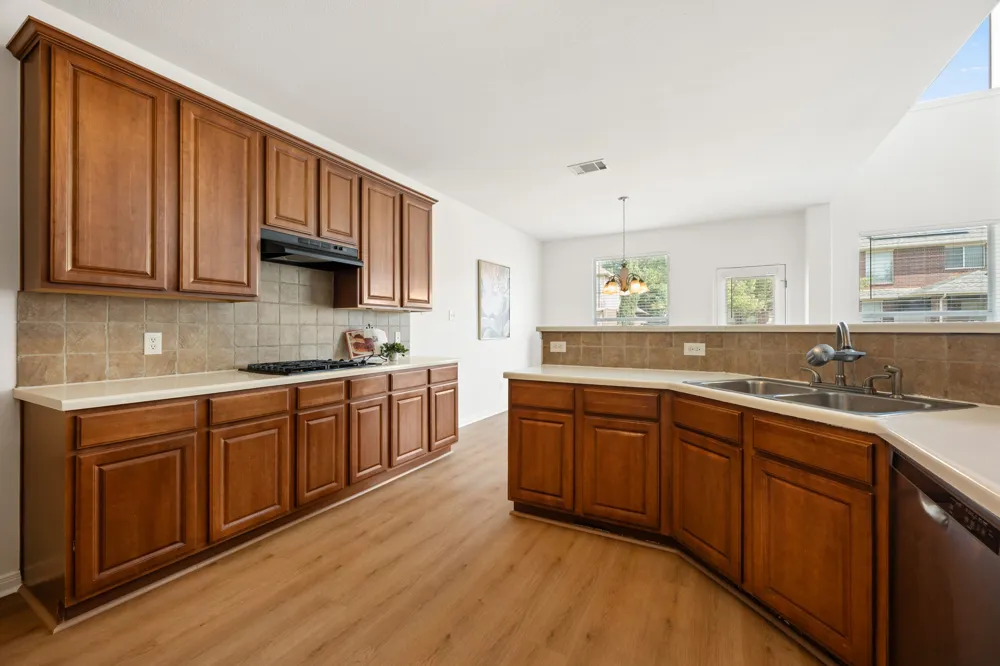 708 Old Ravine Court Round Rock, TX 78665