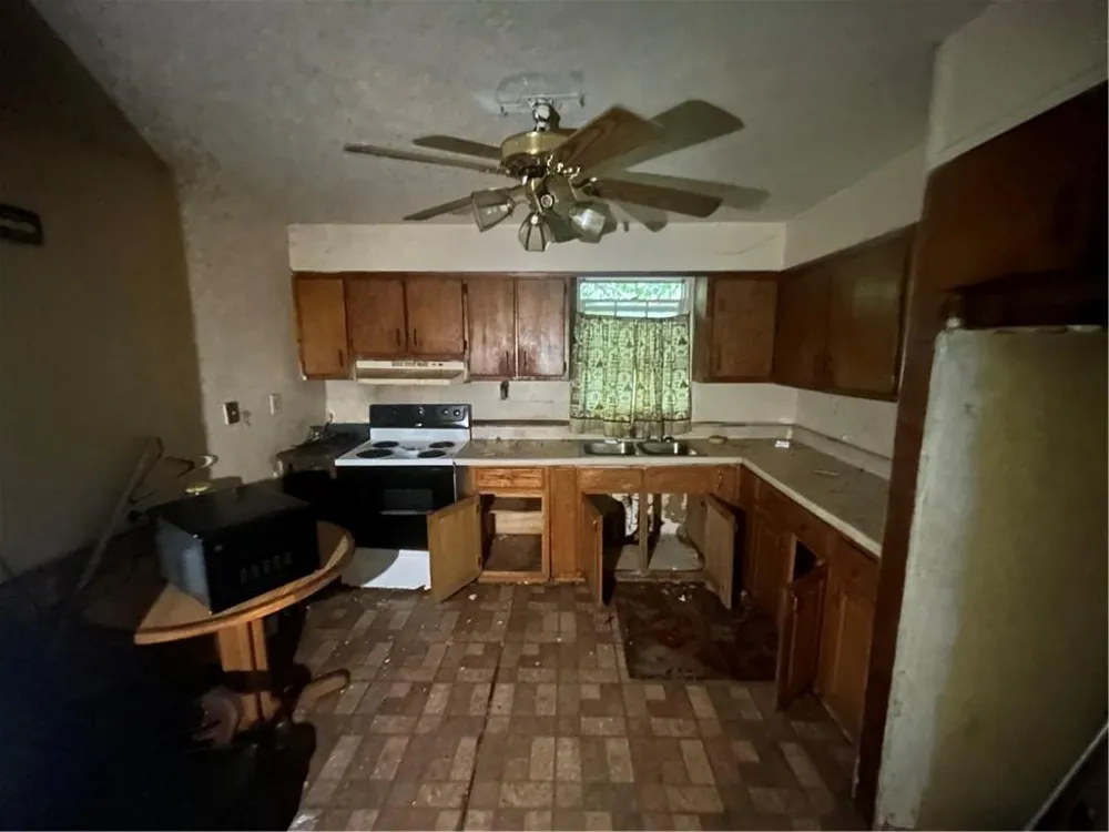 211 W Mulberry Street LaGrange, GA 30240