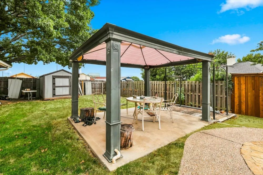 2714 Skyview Drive Corinth, TX 76210