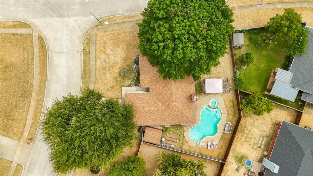 2714 Skyview Drive Corinth, TX 76210