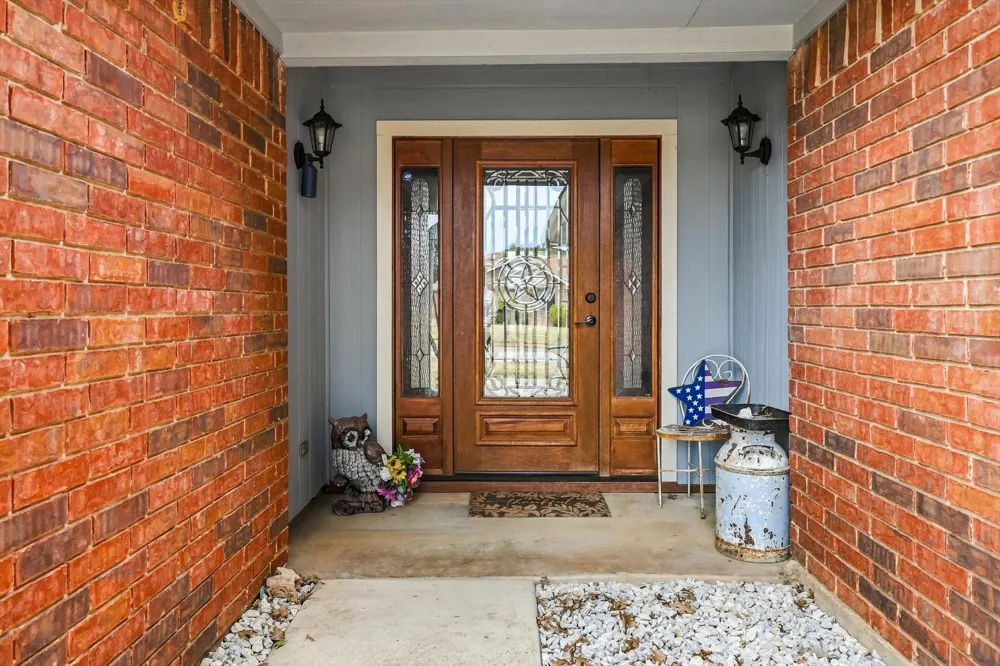 2714 Skyview Drive Corinth, TX 76210