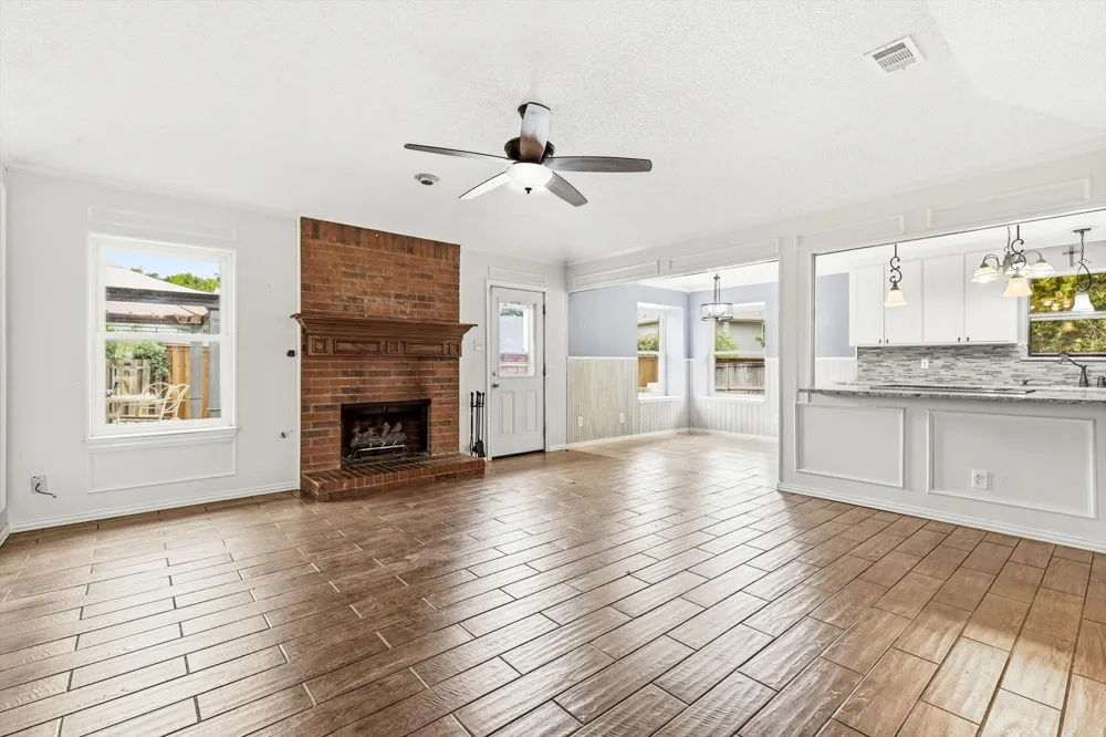 2714 Skyview Drive Corinth, TX 76210