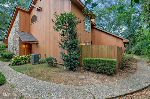 3328 Eastwood Drive