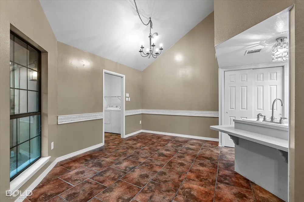 3328 Eastwood Drive Shreveport, LA 71105
