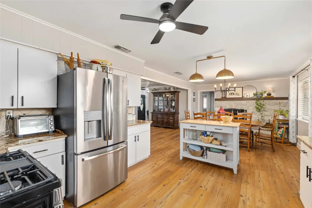 1607 Earl Street Goldthwaite, TX 76844