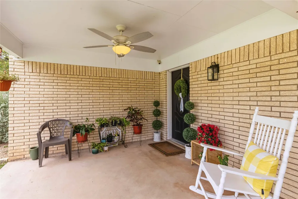 1607 Earl Street Goldthwaite, TX 76844