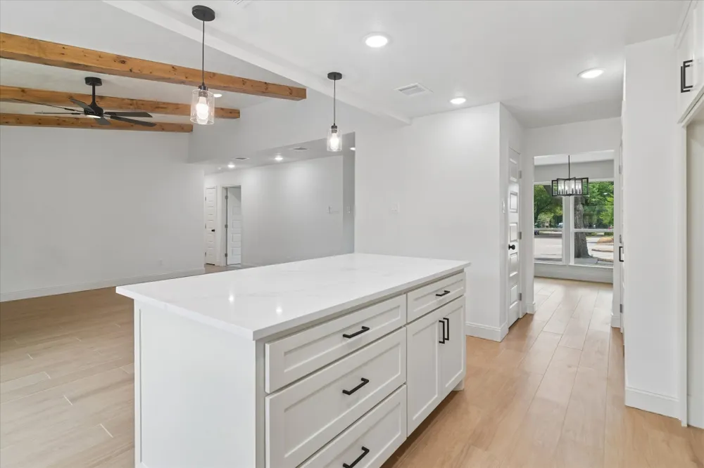 4801 Elm Ridge Lane Garland, TX 75044