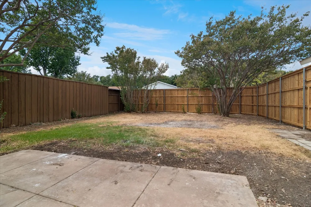 4801 Elm Ridge Lane Garland, TX 75044