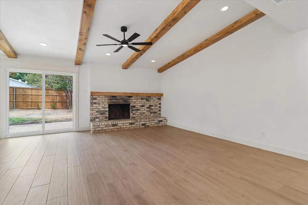 4801 Elm Ridge Lane Garland, TX 75044