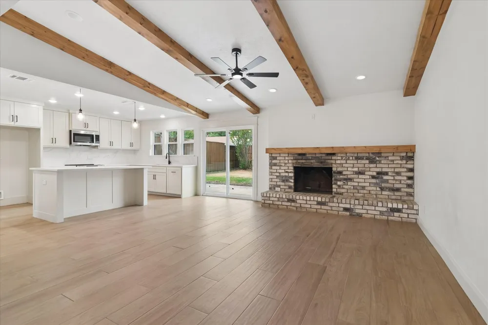 4801 Elm Ridge Lane Garland, TX 75044