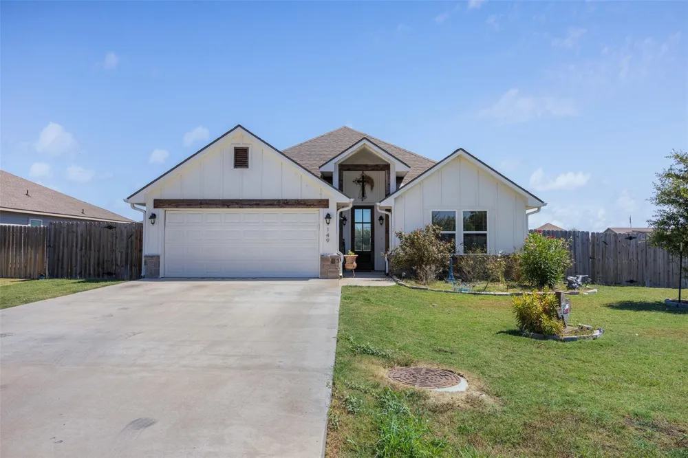 149 Windmill Road Snook, TX 77879