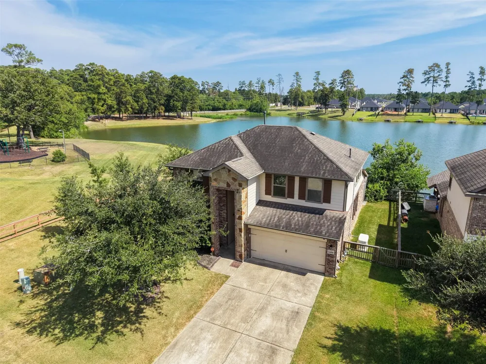 11995 La Salle River Road Conroe, TX 77304
