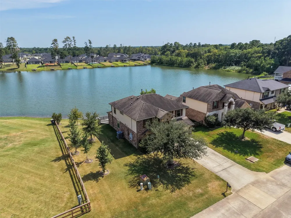 11995 La Salle River Road Conroe, TX 77304