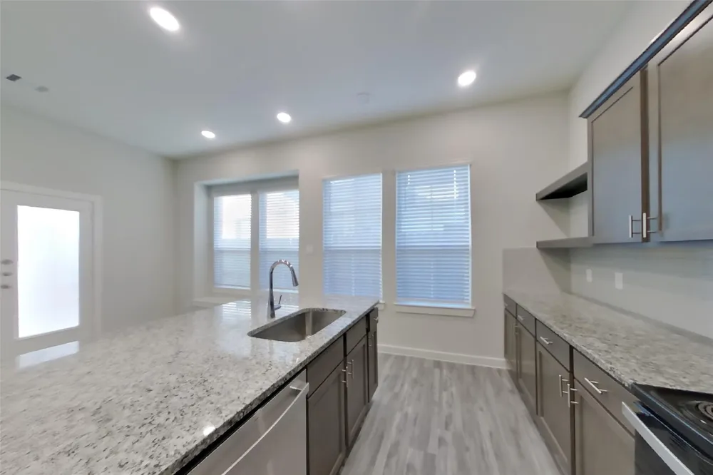 9835 Willow Creek Commerce Drive #301 Tomball, TX 77375