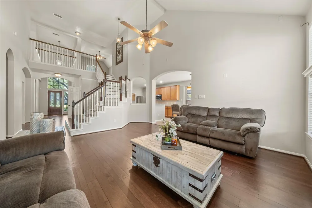 13711 Layton Hills Drive Cypress, TX 77429