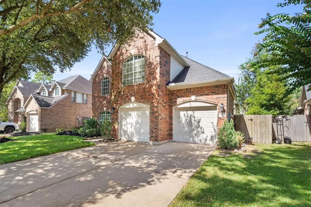 13711 Layton Hills Drive Cypress, TX 77429