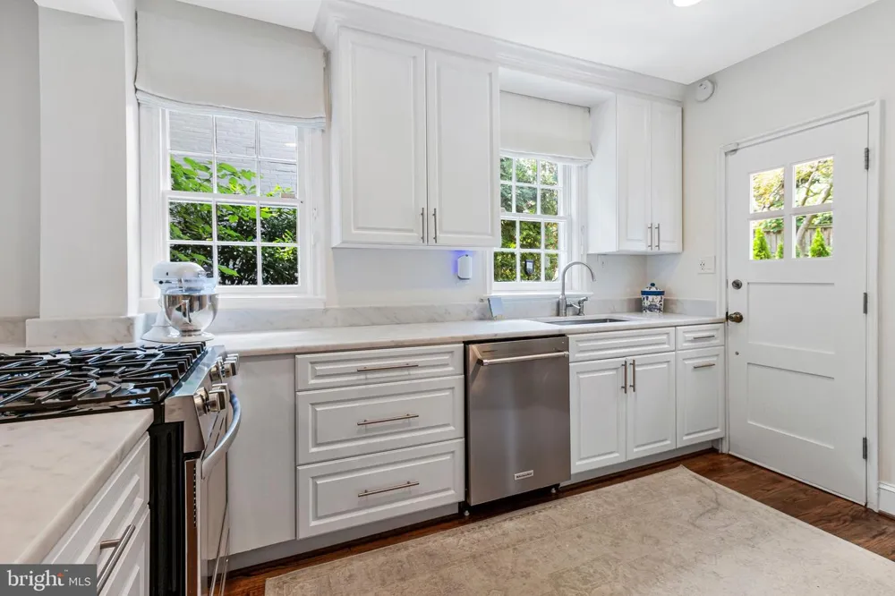 4607 KENMORE DRIVE NW Washington, DC 20007