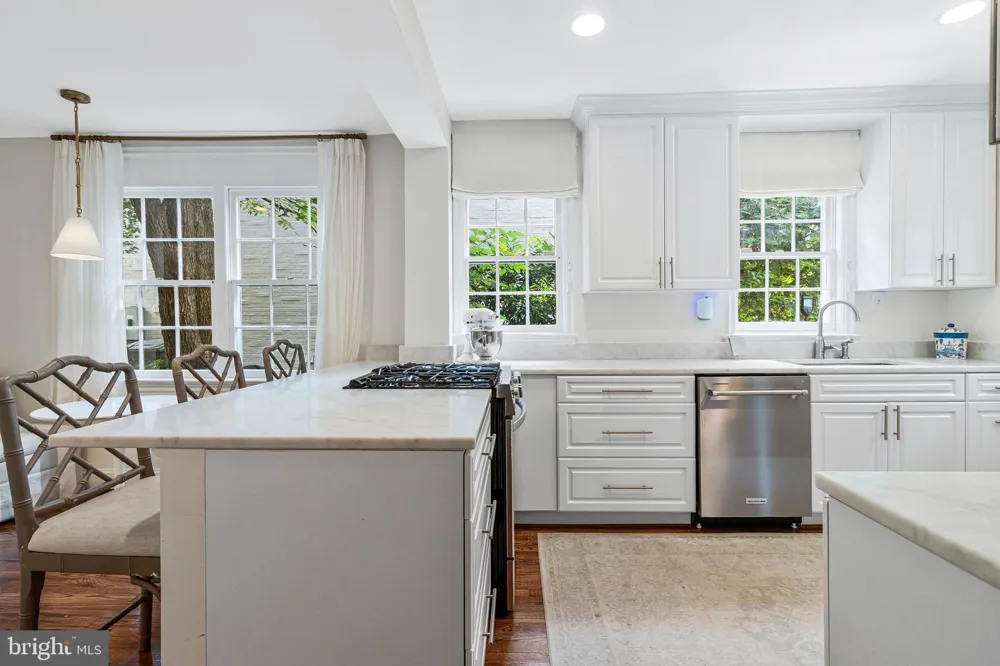 4607 KENMORE DRIVE NW Washington, DC 20007