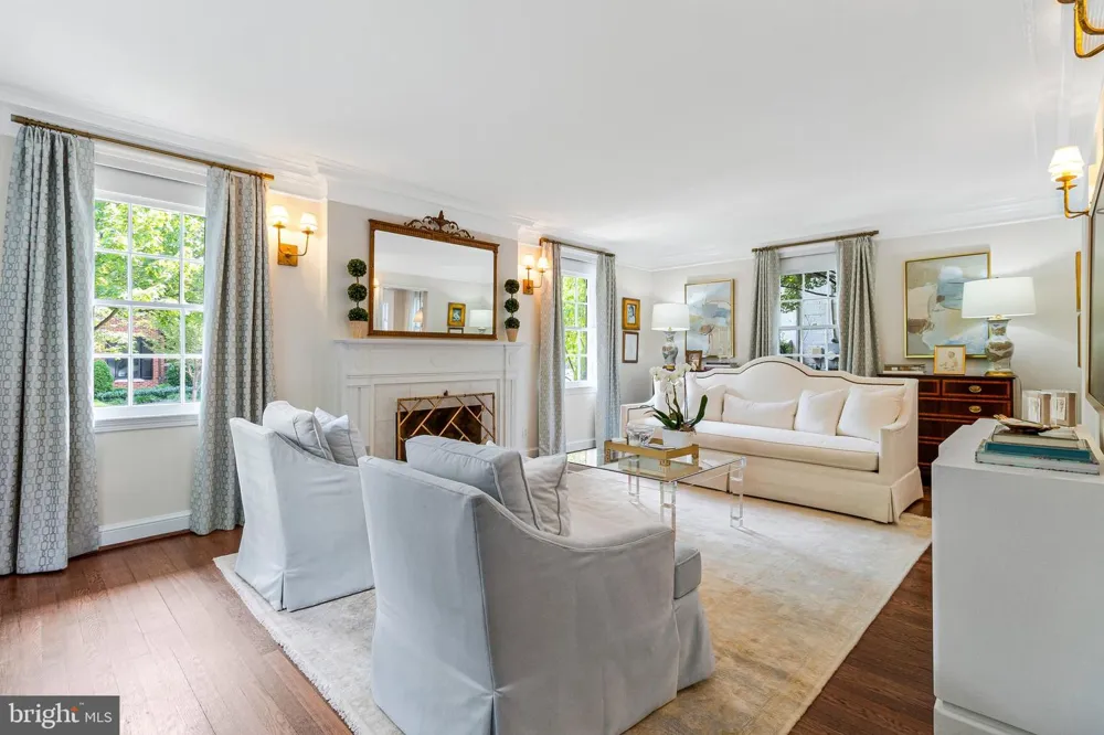 4607 KENMORE DRIVE NW Washington, DC 20007