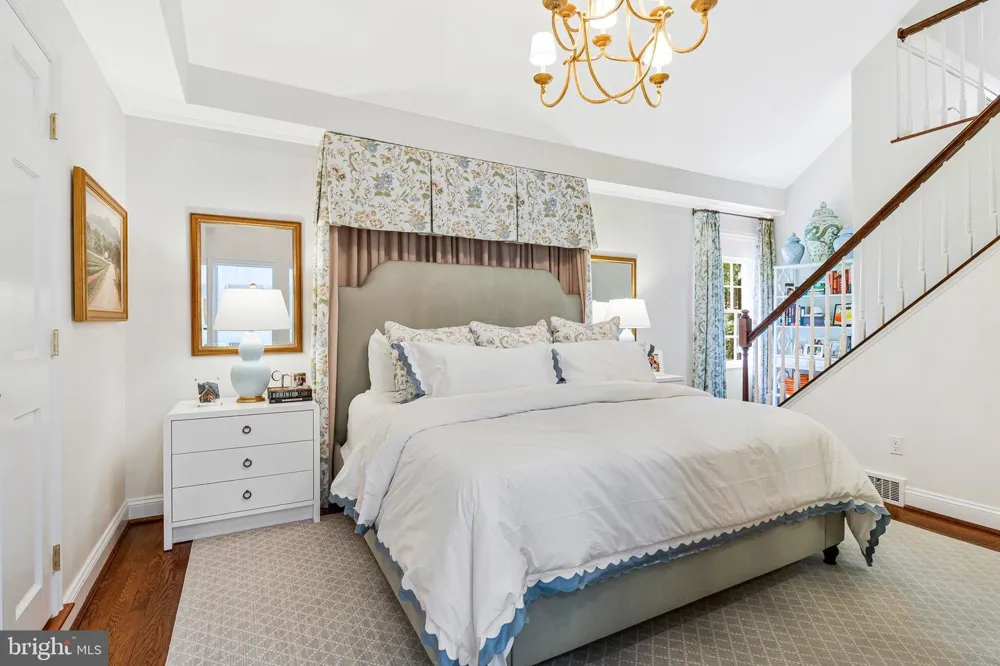 4607 KENMORE DRIVE NW Washington, DC 20007