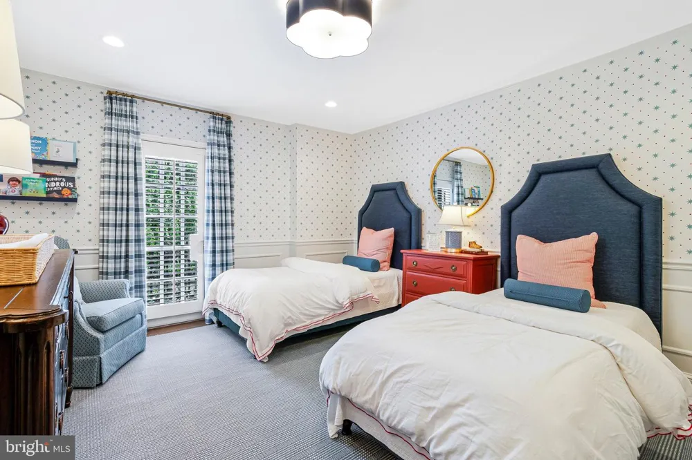 4607 KENMORE DRIVE NW Washington, DC 20007