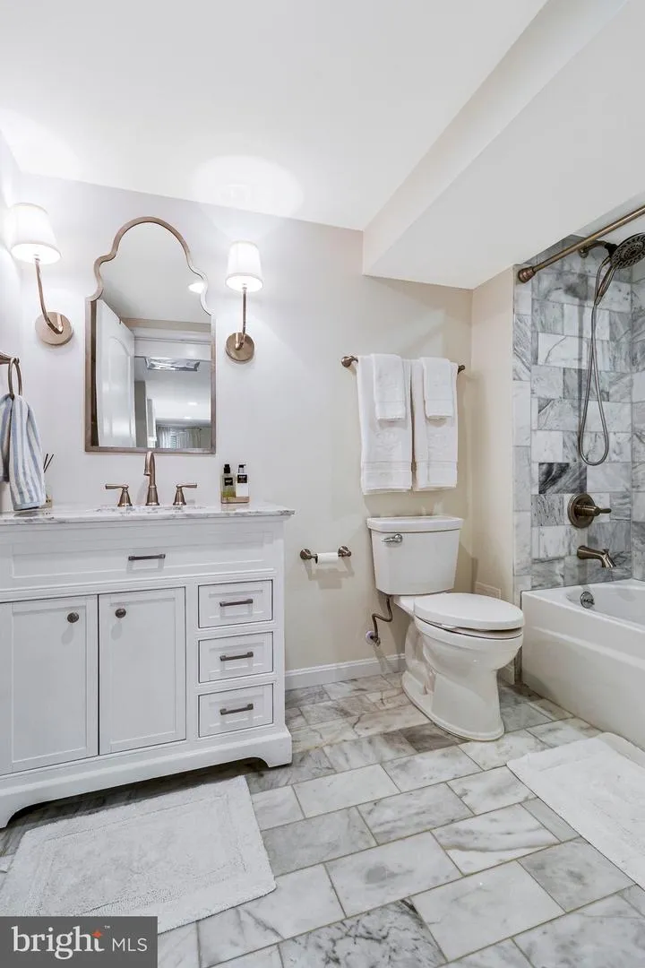 4607 KENMORE DRIVE NW Washington, DC 20007