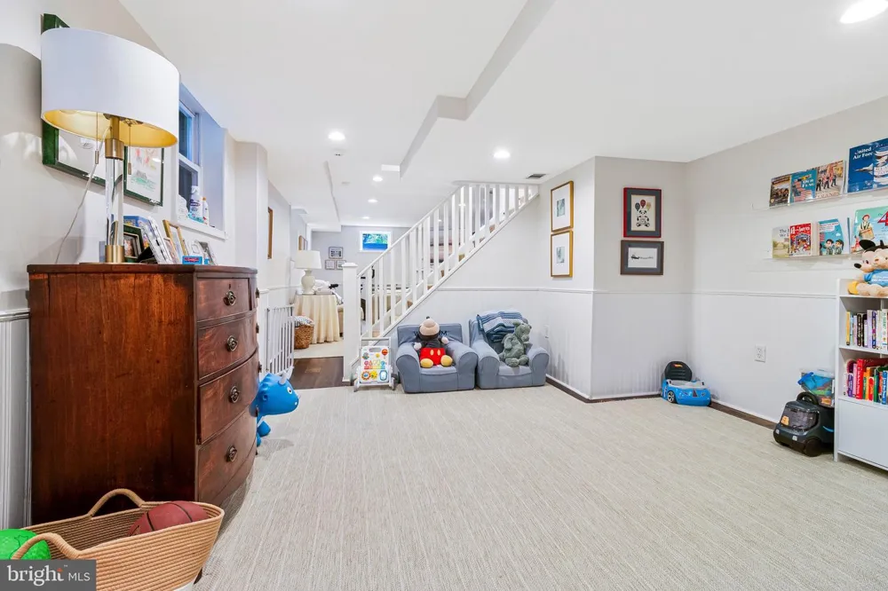 4607 KENMORE DRIVE NW Washington, DC 20007