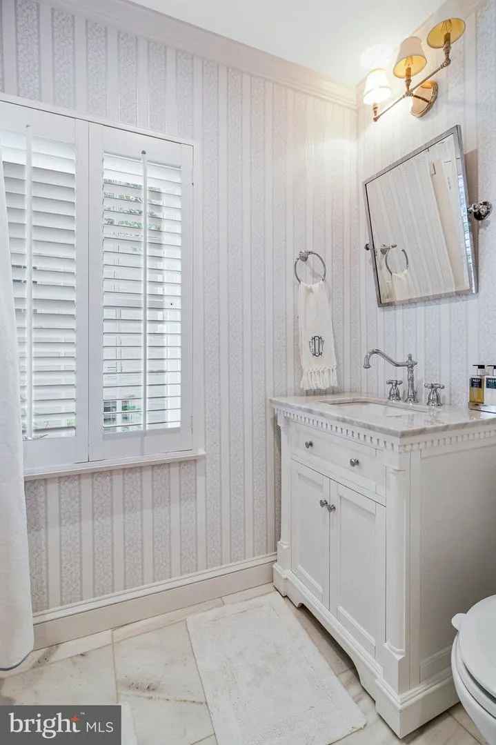 4607 KENMORE DRIVE NW Washington, DC 20007