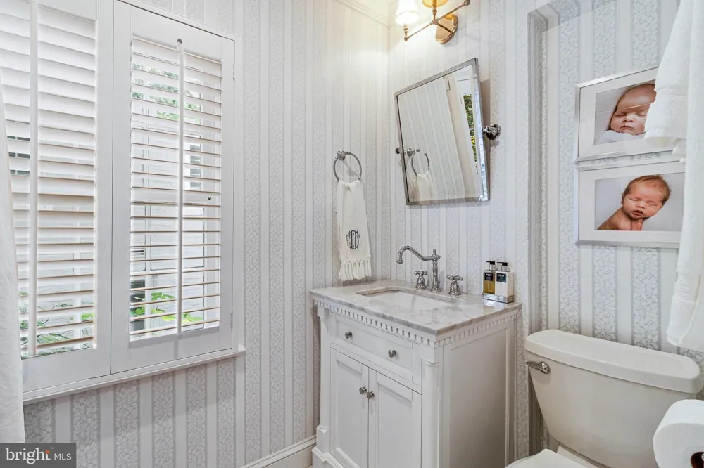 4607 KENMORE DRIVE NW Washington, DC 20007