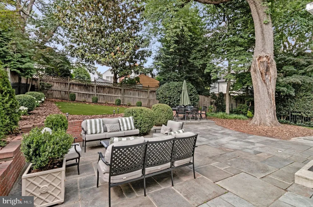 4607 KENMORE DRIVE NW Washington, DC 20007
