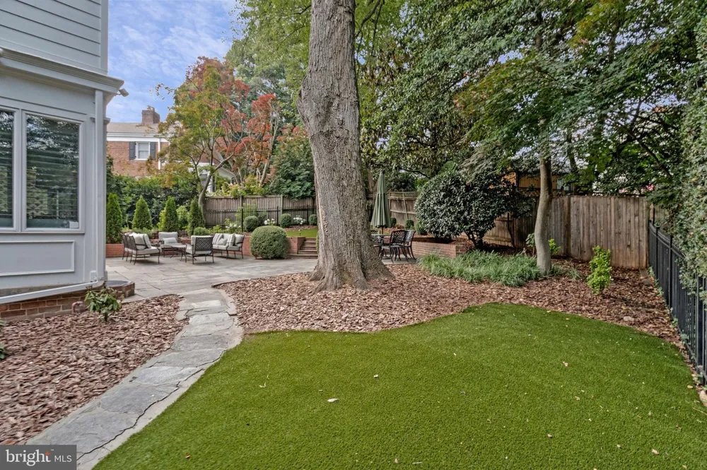 4607 KENMORE DRIVE NW Washington, DC 20007