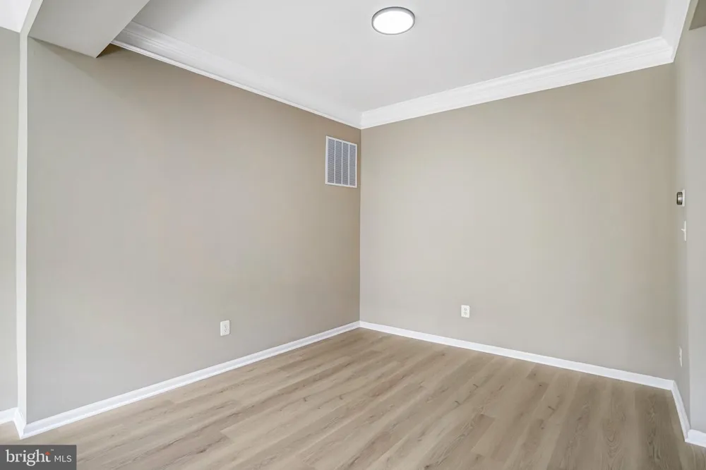 21365 HANSBERRY TERRACE Ashburn, VA 20147