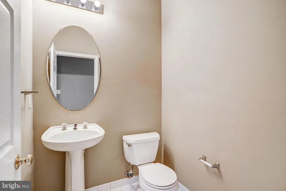 21365 HANSBERRY TERRACE Ashburn, VA 20147