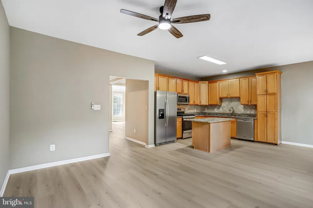 21365 HANSBERRY TERRACE Ashburn, VA 20147