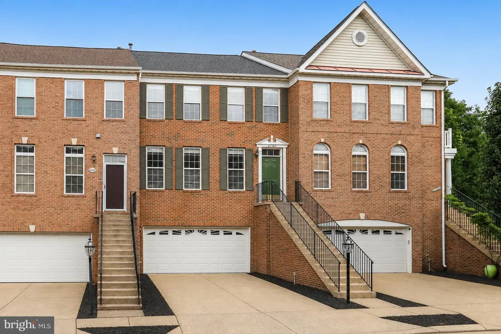 21365 HANSBERRY TERRACE Ashburn, VA 20147