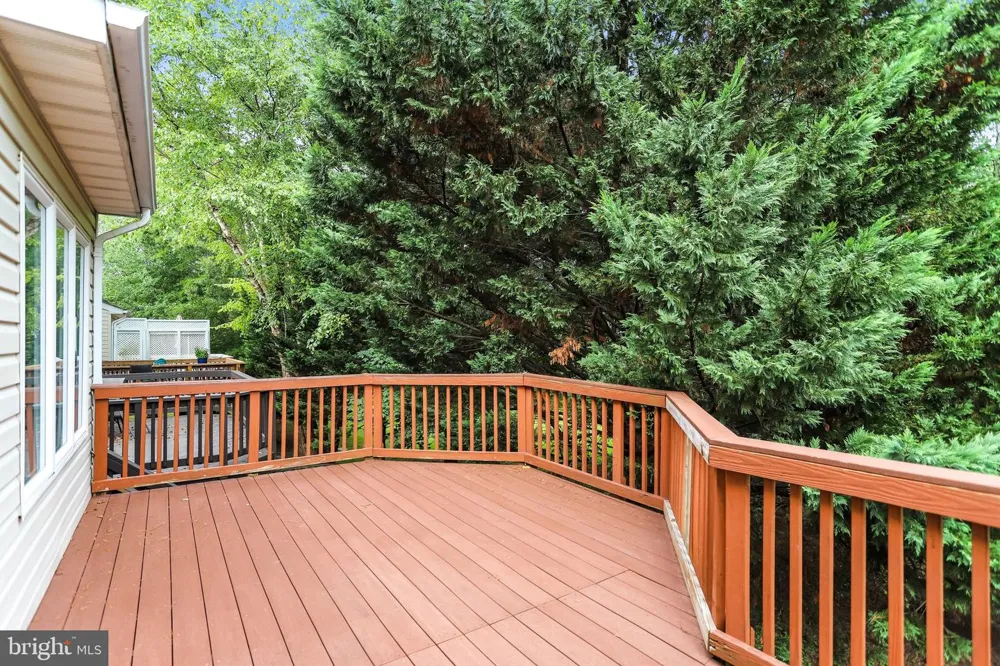 21365 HANSBERRY TERRACE Ashburn, VA 20147