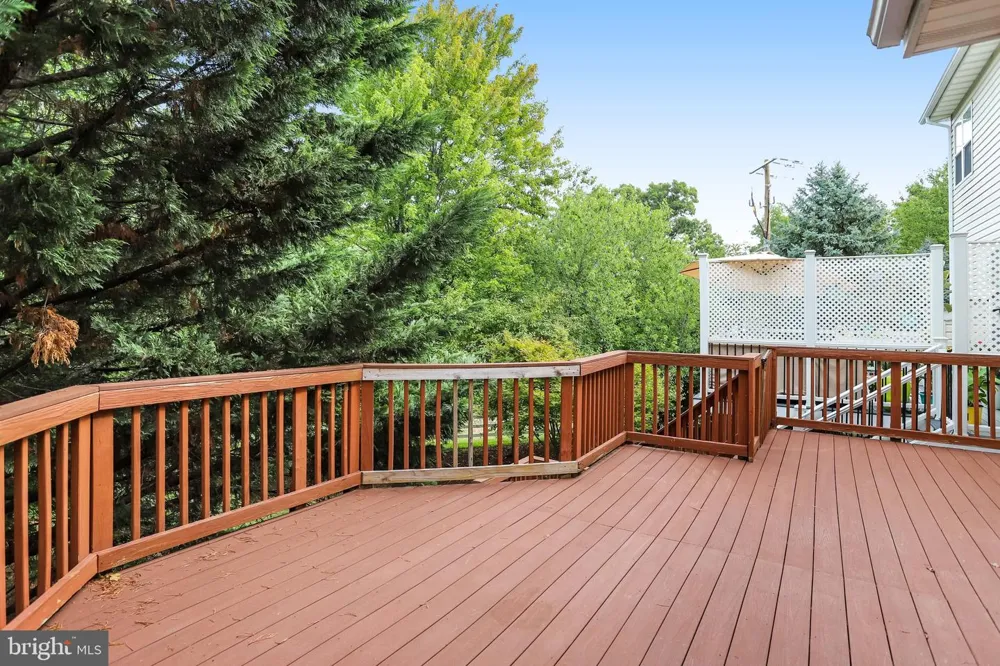 21365 HANSBERRY TERRACE Ashburn, VA 20147