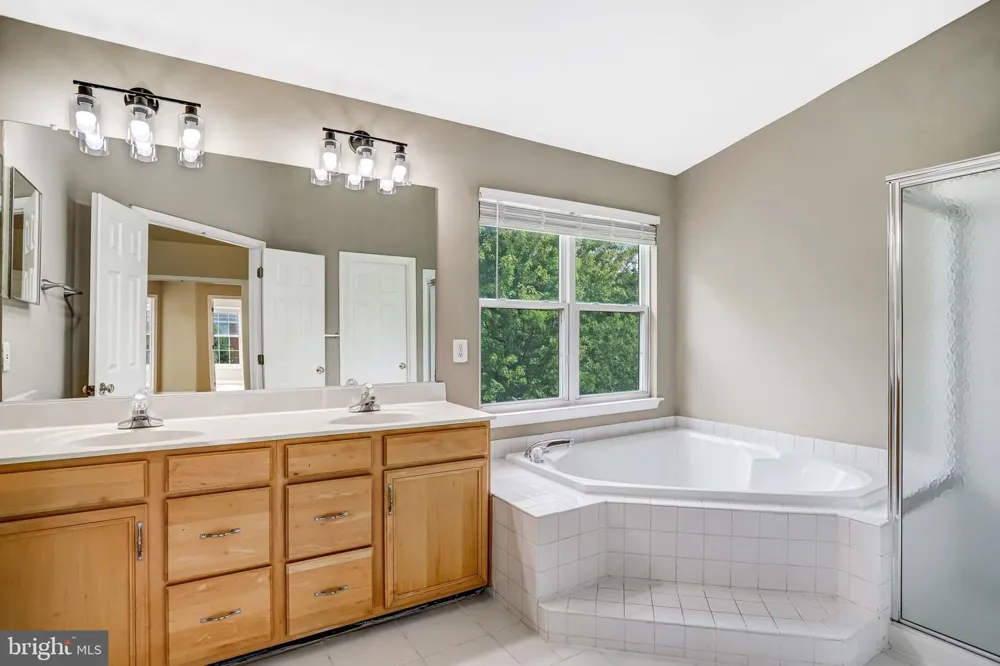 21365 HANSBERRY TERRACE Ashburn, VA 20147
