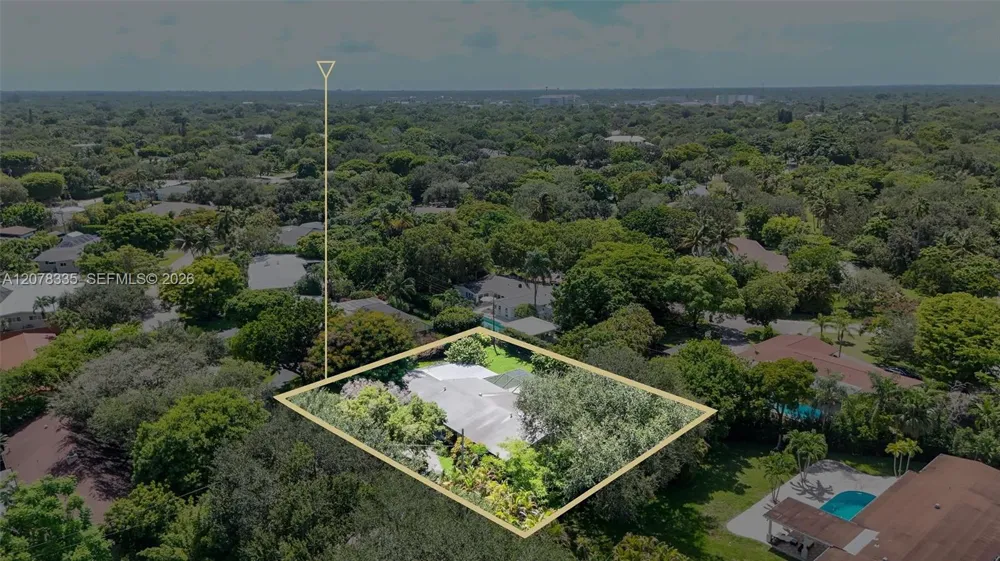 7765 SW 133rd Ter Pinecrest, FL 33156
