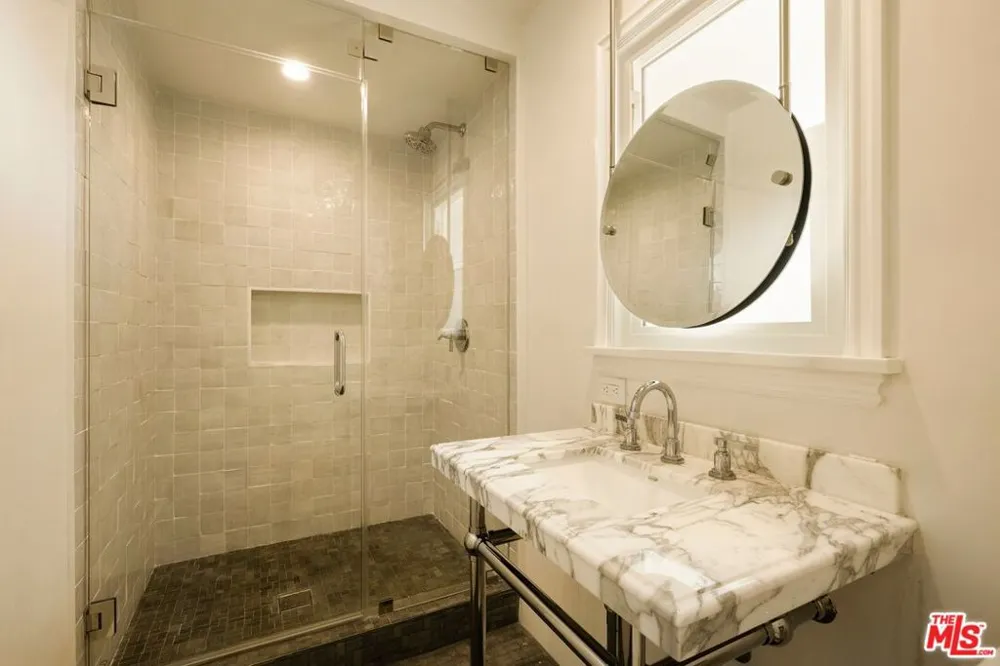 9105 Cordell Drive Los Angeles, CA 90069