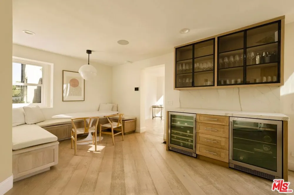 9105 Cordell Drive Los Angeles, CA 90069